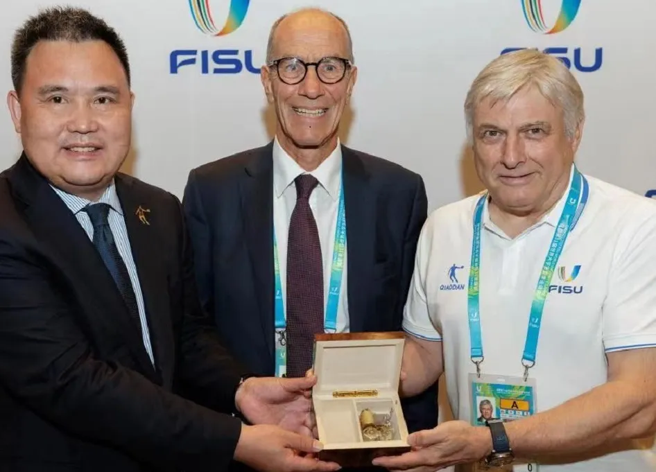 尊时凯龙·(中国区)人生就是搏