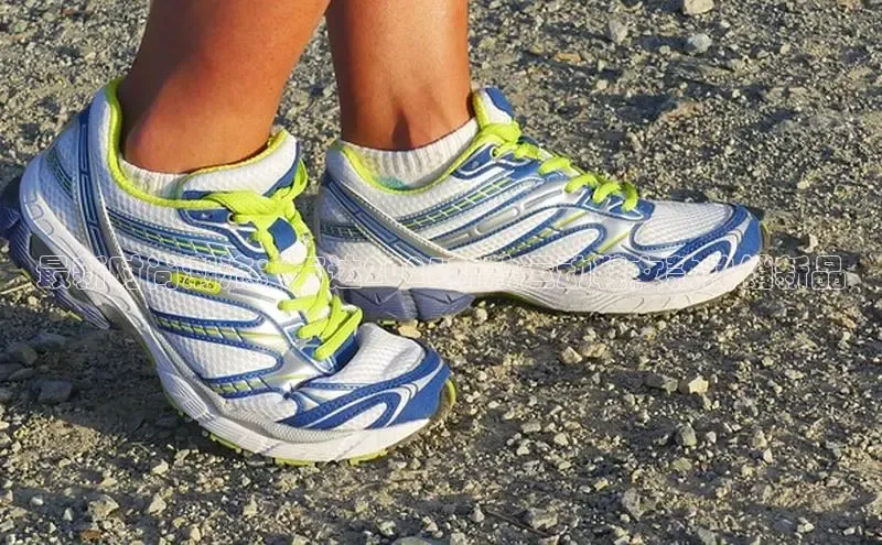 最新时尚潮流：万达2025新款运动鞋女款热销新品